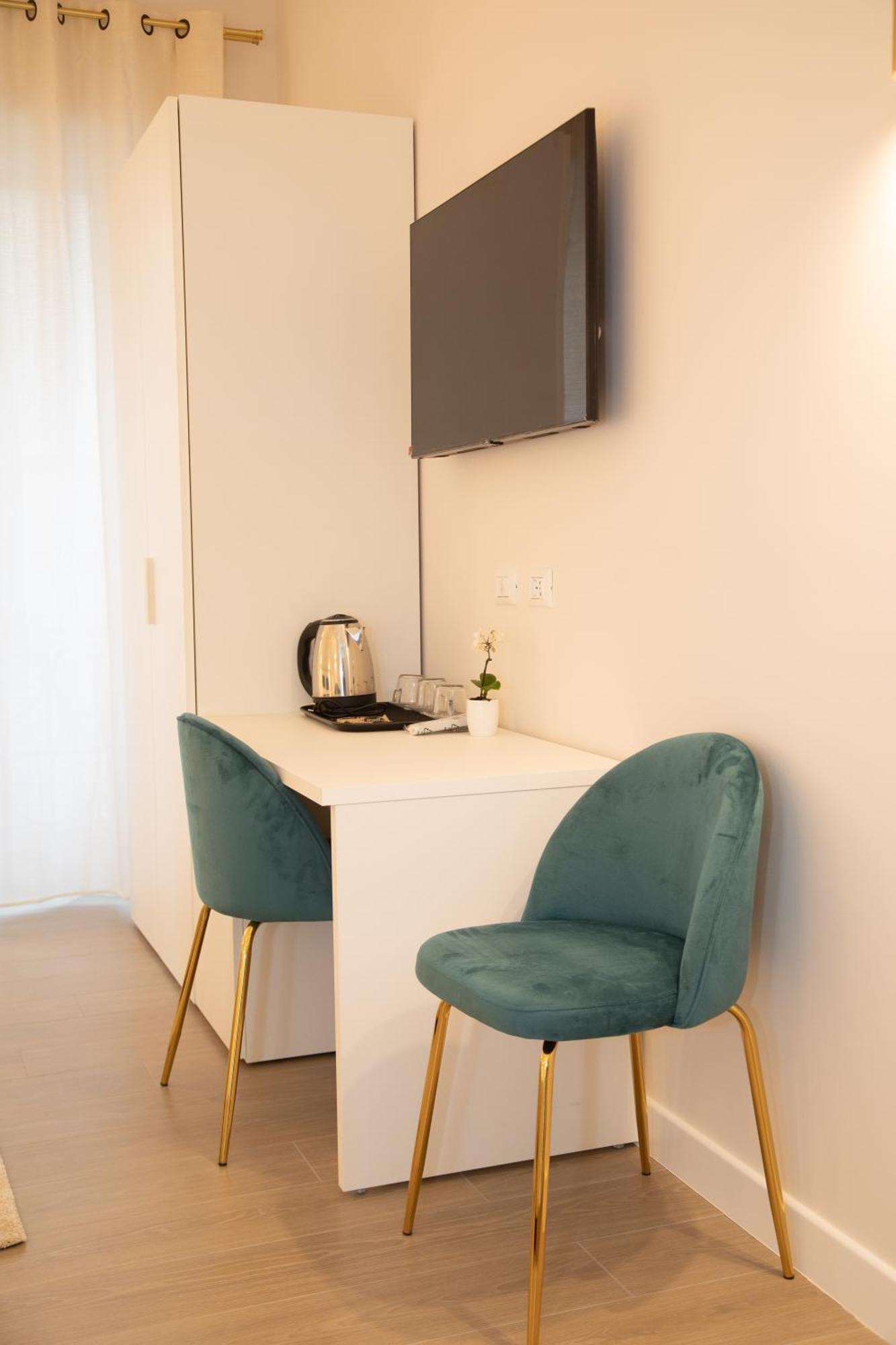 Alojamento de Acomodação e Pequeno-almoço Roxy Luxury House *
